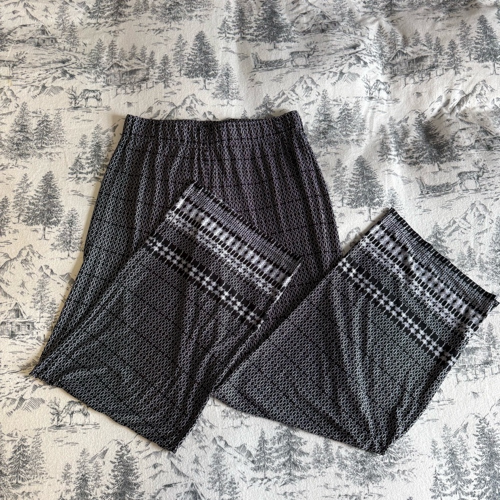 Rafaella Black and White Geometric Wide-Leg Pants